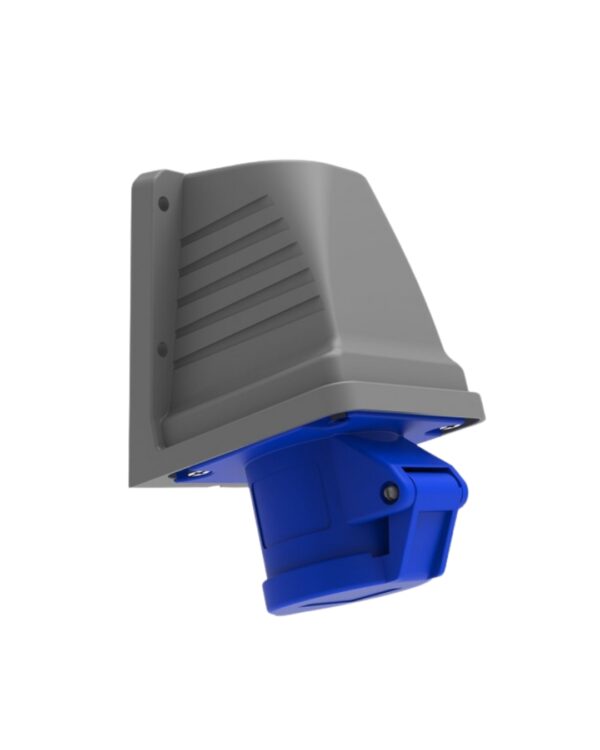 PRIZË MURALE 3X16A 2P+T 220V (IPP3)